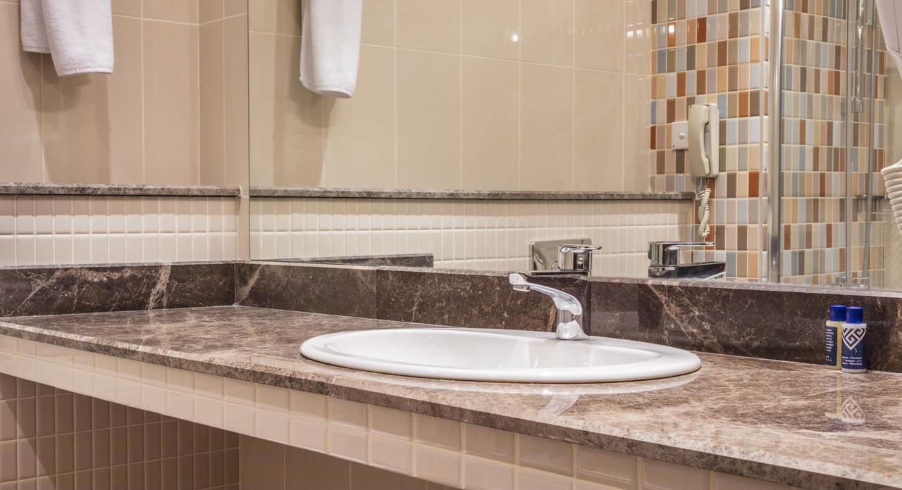 Avenue Hotel Баку Экстерьер фото